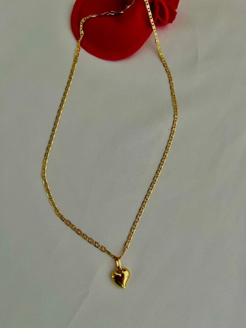 Golden Heart Pendant Necklace - Imagen 4